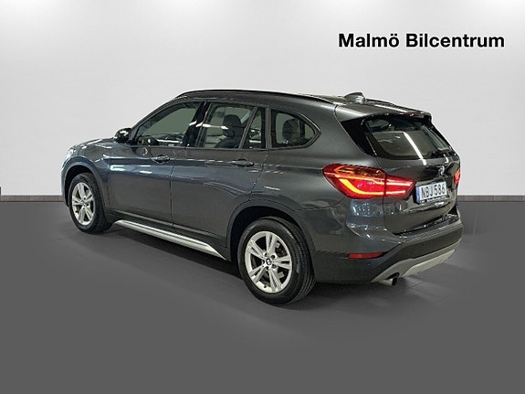BMW X1 2 of 19