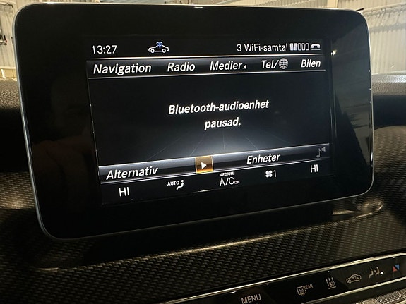 Mercedes-Benz V250 19 of 29