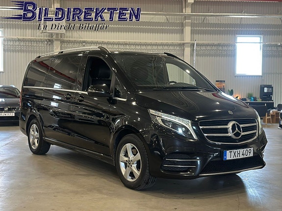 Mercedes-Benz V250 2 of 5