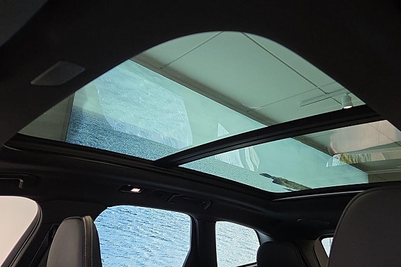 Volvo XC60 12 of 20