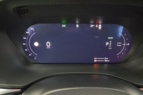 Volvo XC60 9 of 20