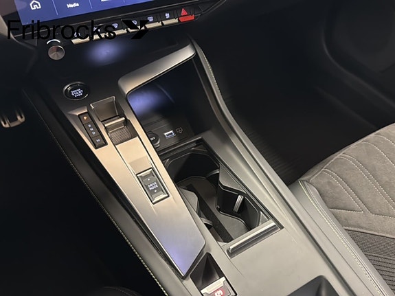 Peugeot 308 14 of 20