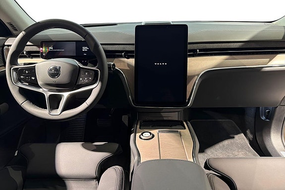Volvo EX90 8 of 16