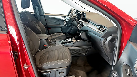 Ford Kuga 3 of 5