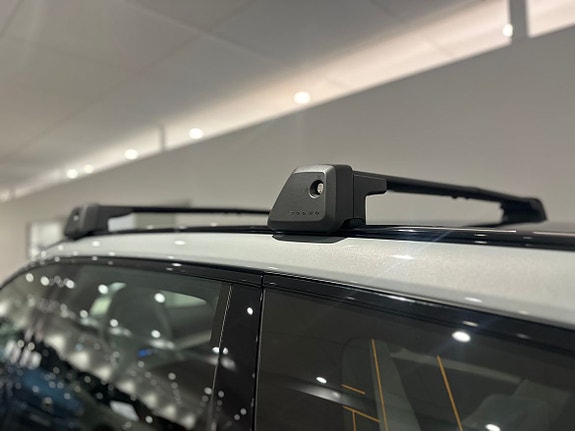 Volvo EX90 10 of 27