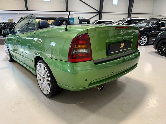 Opel Astra 20 of 25
