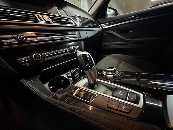 BMW 520d 14 of 19