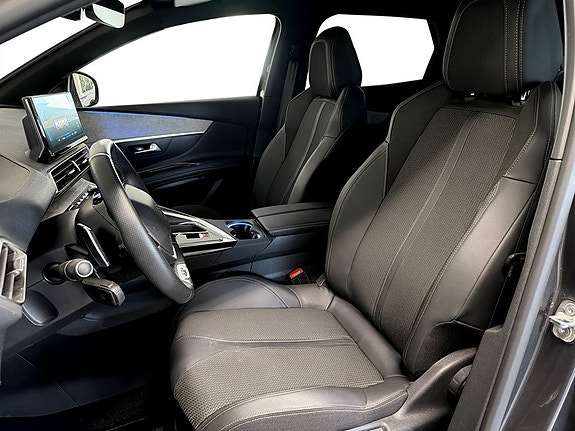 Peugeot 3008 4 of 5