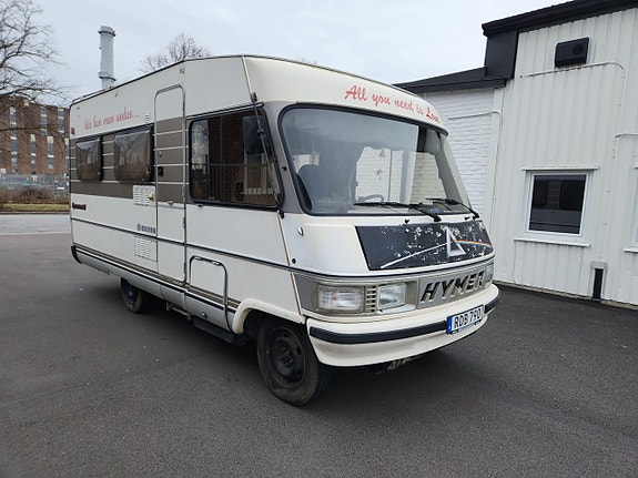 Fiat Hymer B 564 2.5 TD   finns fukt i taket back och toalett