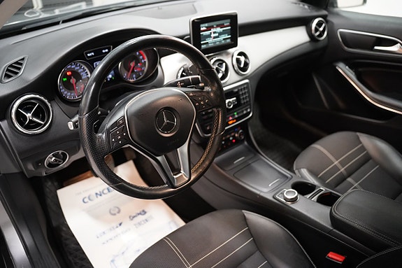 Mercedes-Benz GLA220 6 of 19