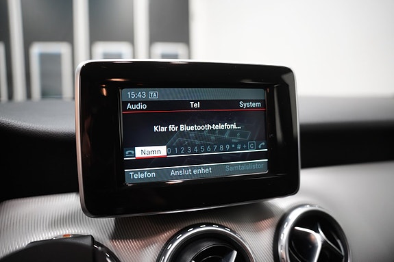 Mercedes-Benz GLA220 15 of 19