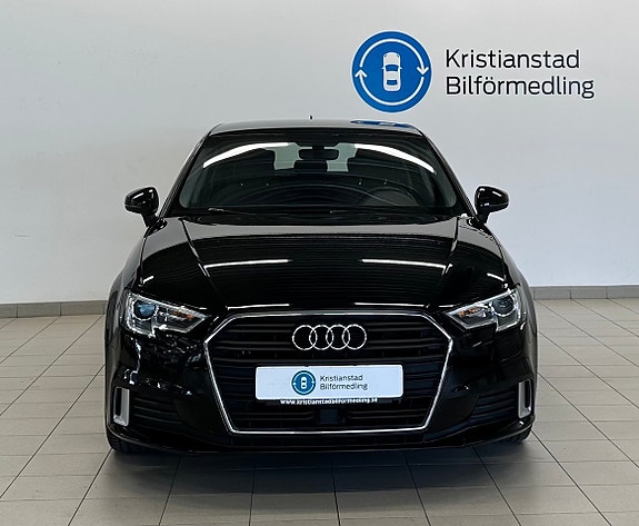Audi A3 6 of 12