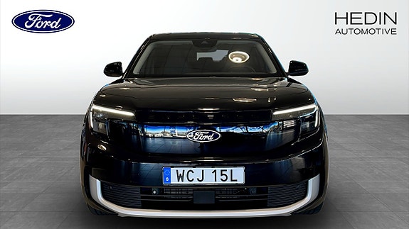 Ford Explorer 8 of 14