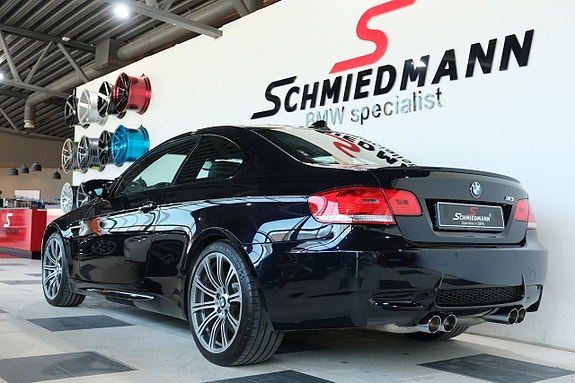 BMW M3 3 of 5