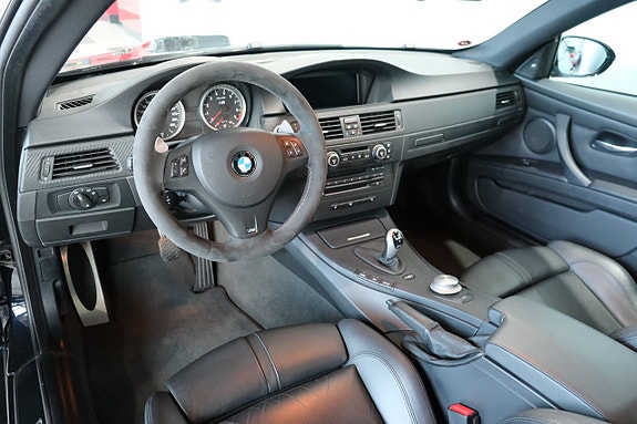 BMW M3 8 of 16