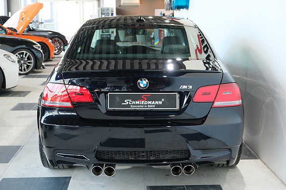 BMW M3 4 of 5
