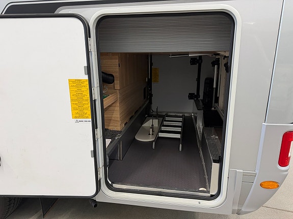 Adria Sonic Supreme 810 SC *AC*Automat*Skinnklädsel* 19 of 19