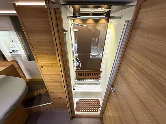 Adria Sonic Supreme 810 SC *AC*Automat*Skinnklädsel* 15 of 19