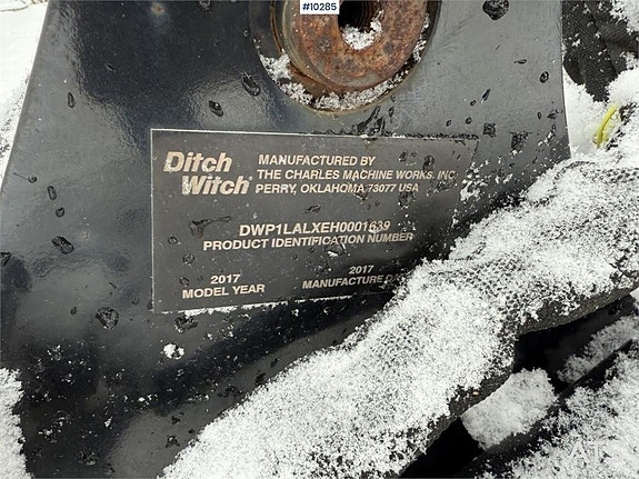 Redskapsbärare Ditch Witch R300 med redskap (179,000:- ex mo 18 of 24