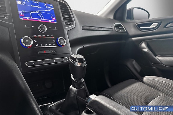Renault Megane 12 of 19