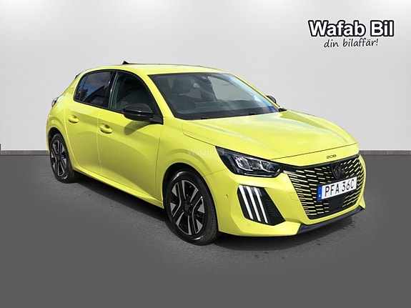 Peugeot 208 3 of 5