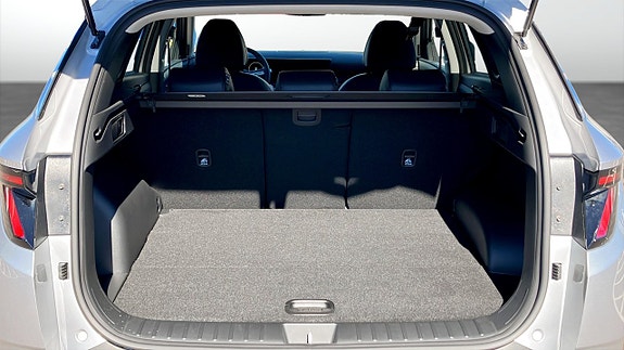 Hyundai Tucson 10 of 12