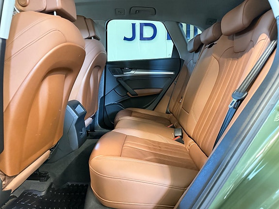 Audi Q5 14 of 18
