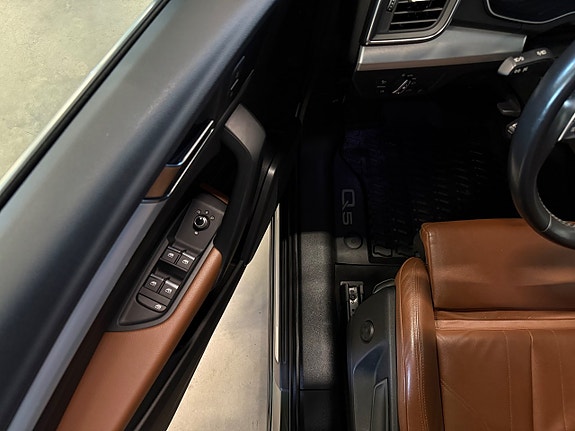 Audi Q5 8 of 18