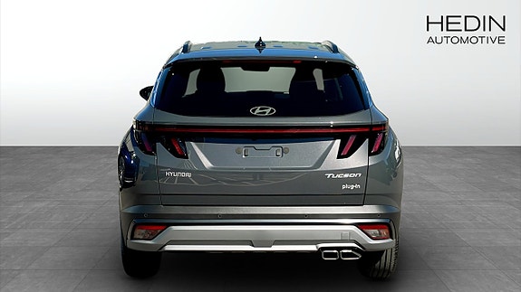 Hyundai Tucson 7 of 12