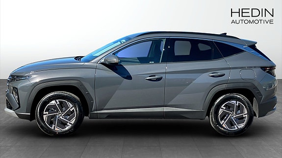 Hyundai Tucson 6 of 12