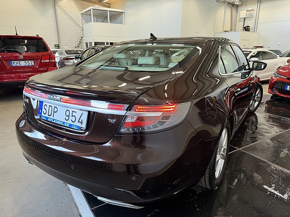 Saab 9-5 4 of 5