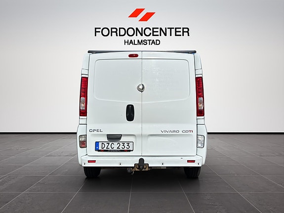 Opel Vivaro 8 of 21