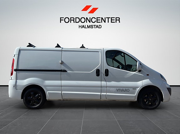 Opel Vivaro 4 of 5