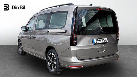 Volkswagen Caddy Maxi 3 of 5