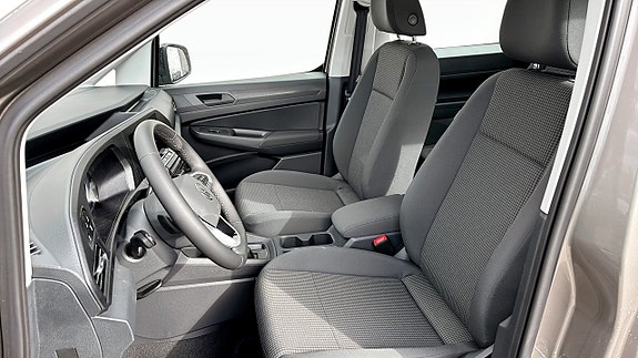 Volkswagen Caddy Maxi 8 of 14