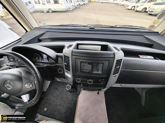 Hymer B 690 Alde Litium 5 of 5