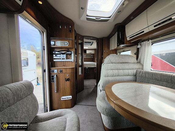 Hymer B 690 Alde Litium Hydr.stöd 7 of 13