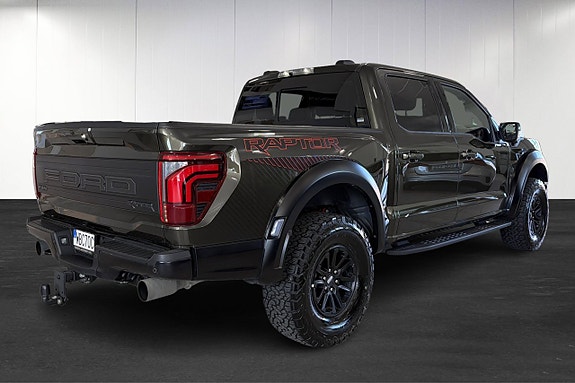 Ford F-150 4 of 5