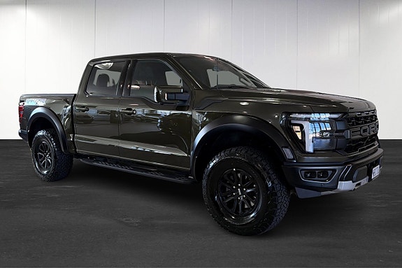 Ford F-150 2 of 5