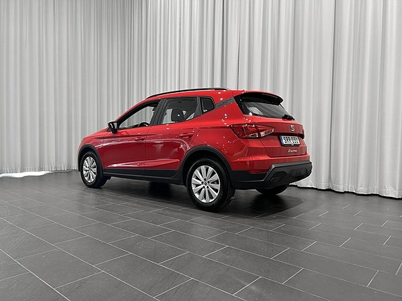 Seat Arona 3 of 5
