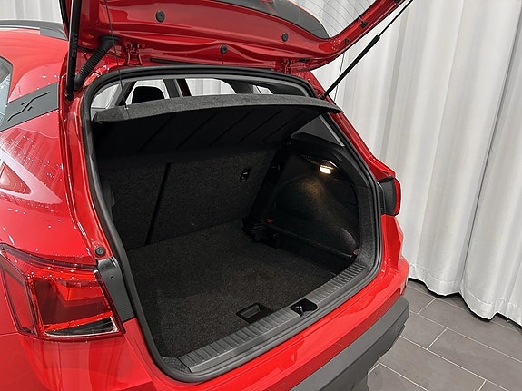 Seat Arona 4 of 5