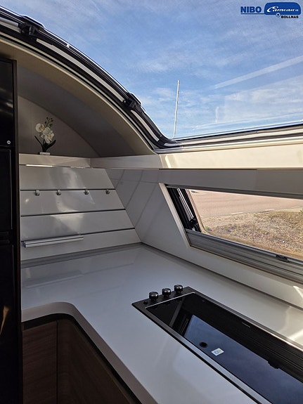 Adria ALPINA 663HT 8 of 15