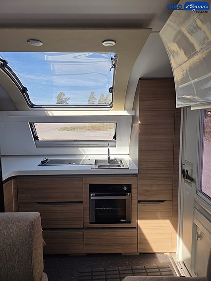 Adria ALPINA 663HT 7 of 15