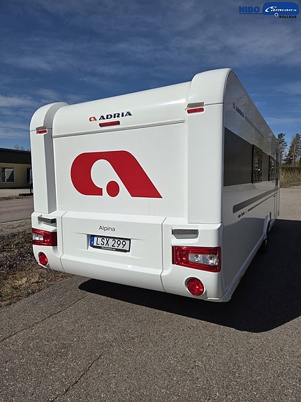 Adria ALPINA 663HT 2 of 15