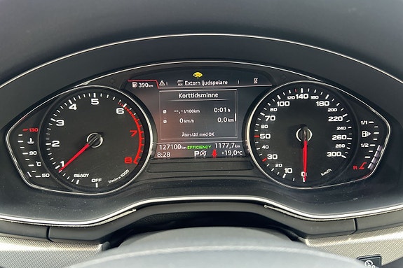 Audi A4 10 of 27