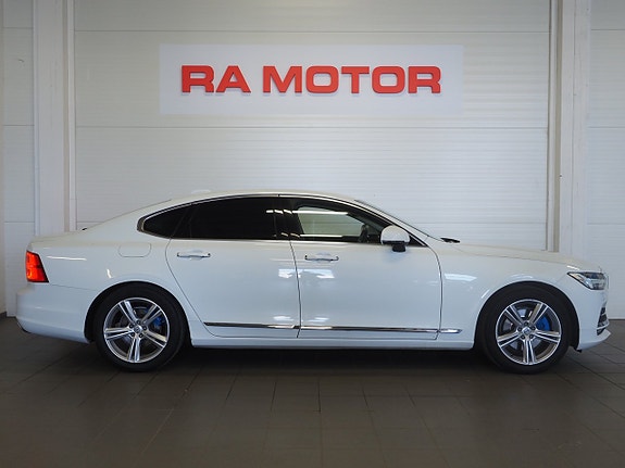Volvo S90 4 of 26