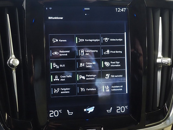 Volvo S90 22 of 26