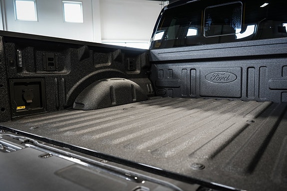 Ford F-150 9 of 30