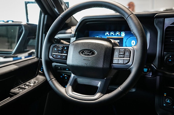 Ford F-150 26 of 30