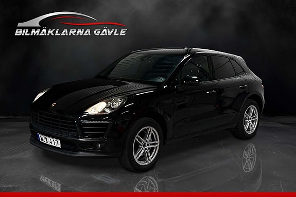Porsche Macan S 4 of 5